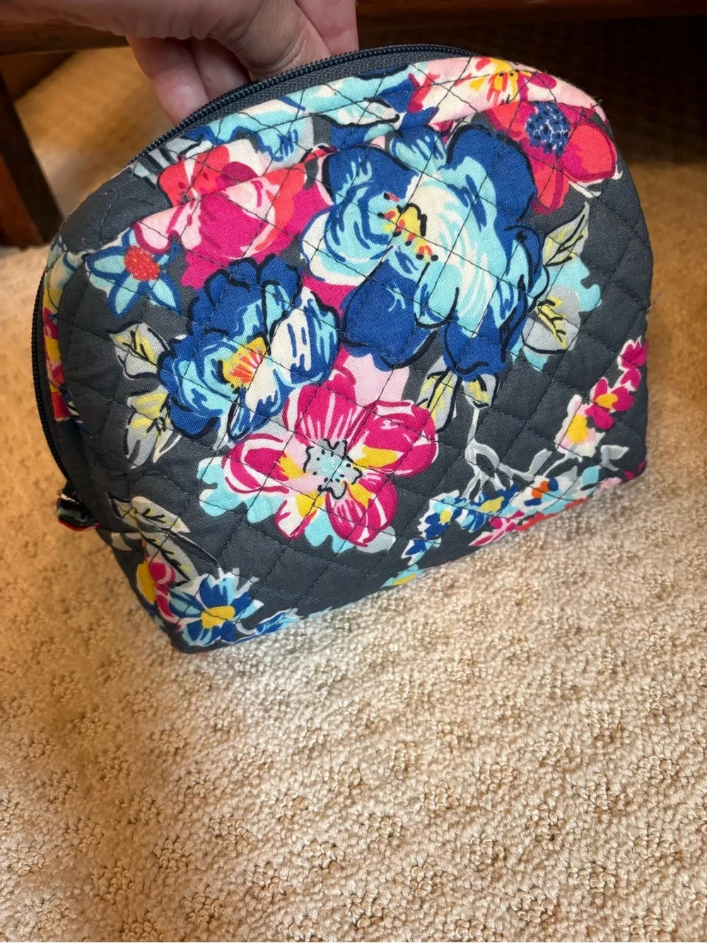 Vera Bradley Pretty Posies Quilted Floral Zippered Cosmetic Bag
